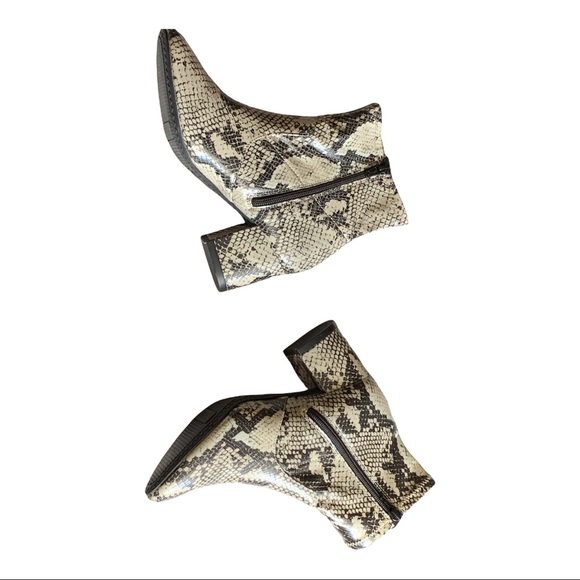 TIME AND TRU SNAKE PRINT BOOTS, SIZE 7.5 - Picture 8 of 14